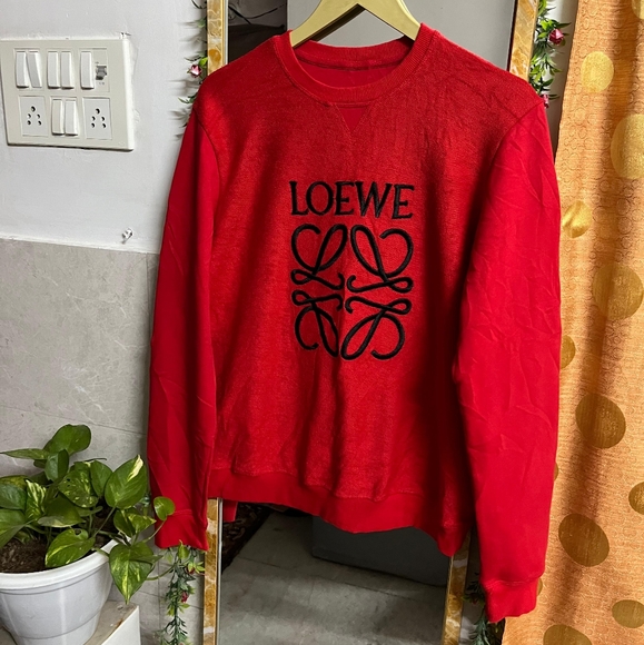 Authentic branded sweater..off posh 2500 - Picture 8 of 12
